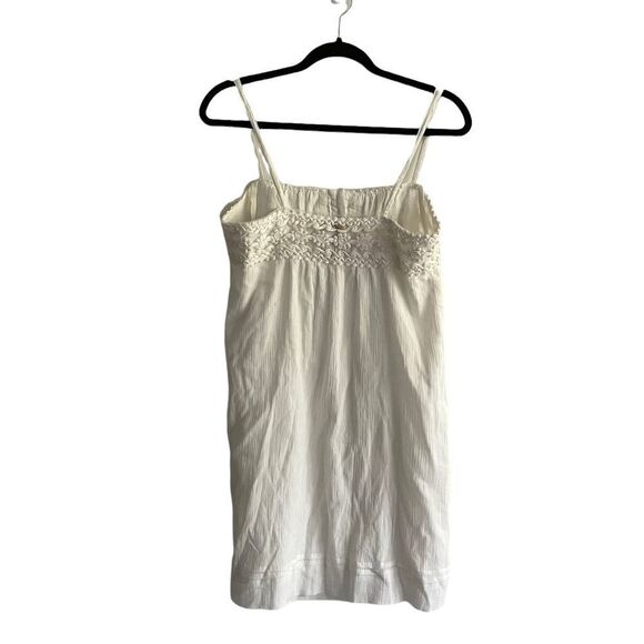 Dex Sleeveless Mini Dress With Embroidery
Cream M - Picture 3 of 5